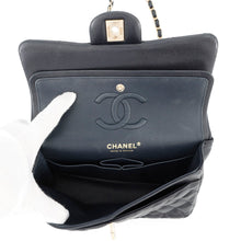 将图像加载到图库查看器中,CHANEL Matelasse W Flap W Chain Shoulder Dark NavyA01113 Caviar Leather Size 23