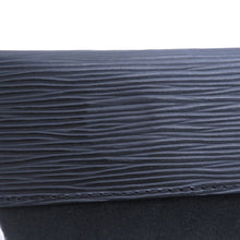 Load image into Gallery viewer, LOUIS VUITTON Cluny NoirM41312 Epi Leather Size BB