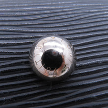 Load image into Gallery viewer, LOUIS VUITTON Cluny NoirM41312 Epi Leather Size BB