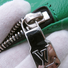 将图像加载到图库查看器中,LOUIS VUITTON duo sling bag CatusGreenM31000 Monogram Taiga Leather