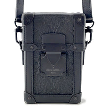 将图像加载到图库查看器中,LOUIS VUITTON Vertical Trunk Wearable Wallet NoirM82070 Monogram・Taurillon