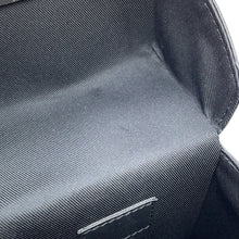 将图像加载到图库查看器中,LOUIS VUITTON ★Vertical Trunk Wearable Wallet NoirM82070 Monogram・Taurillon