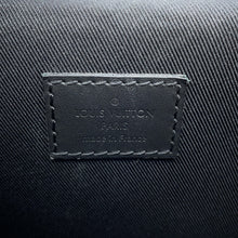 将图像加载到图库查看器中,LOUIS VUITTON ★Vertical Trunk Wearable Wallet NoirM82070 Monogram・Taurillon