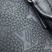 将图像加载到图库查看器中,LOUIS VUITTON Sac Plat Messenger NoirM55924 Monogram・Taurillon