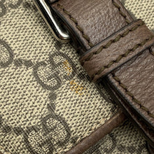 将图像加载到图库查看器中,GUCCI GG Supreme messenger bag Red658542 GG Supreme Leather