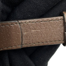 将图像加载到图库查看器中,GUCCI GG Supreme messenger bag Red658542 GG Supreme Leather