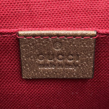 将图像加载到图库查看器中,GUCCI GG Supreme messenger bag Red658542 GG Supreme Leather