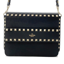 将图像加载到图库查看器中,Valentino Garavani RockStudded Shoulder Bag BlackVW2B0E86BOL Leather