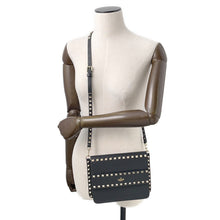 将图像加载到图库查看器中,Valentino Garavani RockStudded Shoulder Bag BlackVW2B0E86BOL Leather