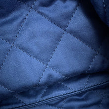 将图像加载到图库查看器中,CHANEL CHANEL22 Handbag BlueAS3980 Denim Size Mini