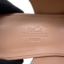 Load image into Gallery viewer, HERMES Ballet Flats Cleo Beige Perlino / Gris Argent Leather Size 35