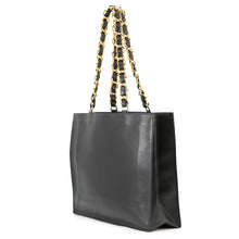 将图像加载到图库查看器中,CHANEL CC Logo Chain Tote Black Lambskin
