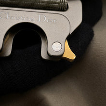 将图像加载到图库查看器中,Dior Cobra Backpack Khaki/Beige Nylon Mesh