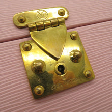 将图像加载到图库查看器中,LOUIS VUITTON fragrance box Pink Epi Leather