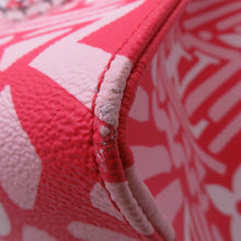 Load image into Gallery viewer, LOUIS VUITTON Onthego Red Monogram Giant LV Crafty Size GM