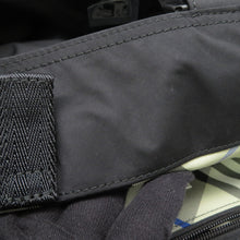 将图像加载到图库查看器中,BURBERRY Shield Field Tote Black8098118 Nylon