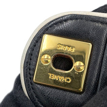 Load image into Gallery viewer, CHANEL Matelasse ChainShoulder Bag Black/White Lambskin Size 18