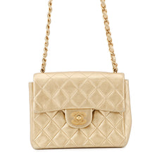 将图像加载到图库查看器中,CHANEL Mini Matelasse ChainShoulder Bag GoldA01115 Lambskin Size 18