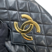 将图像加载到图库查看器中,CHANEL Matelasse ChainShoulder Bag Black Lambskin
