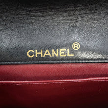 将图像加载到图库查看器中,CHANEL Matelasse ChainShoulder Bag Black Lambskin