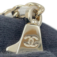 将图像加载到图库查看器中,CHANEL Coco Handle 2WAY Handbag WhiteA92990 Caviar Leather Size XS