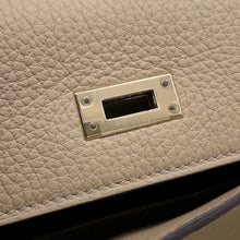 Load image into Gallery viewer, HERMES Kelly Retourne Trench Togo Leather Size 25