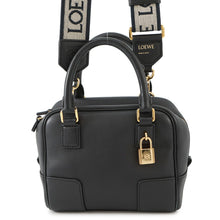 将图像加载到图库查看器中,LOEWE Amazona Square BlackA039N21X01 Leather Size 16