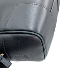 将图像加载到图库查看器中,LOEWE Amazona Square BlackA039N21X01 Leather Size 16