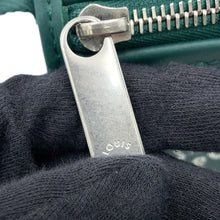 将图像加载到图库查看器中,LOUIS VUITTON Bosphore Wearable Wallet GreenM12637 Monogram・Heritage