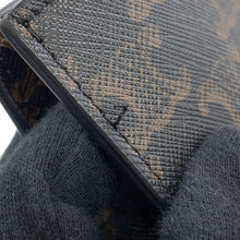 将图像加载到图库查看器中,CELINE Triomphe Vertical Cabas Tote Black190972 PVC Leather