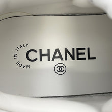 将图像加载到图库查看器中,CHANEL CC Logo Sneakers White/PinkG39978 Leather Size 35