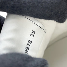 将图像加载到图库查看器中,CHANEL CC Logo Sneakers White/PinkG39978 Leather Size 35