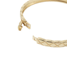Load image into Gallery viewer, CHANEL Coco Crush Collection Bracelet Size LJ13221 18K Yellow Gold
