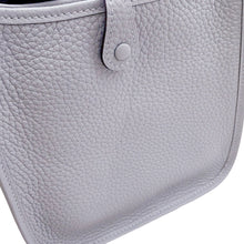 将图像加载到图库查看器中,HERMES Evelyne Long Green Pantan Taurillon Clemence Size TPM