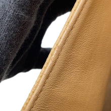 将图像加载到图库查看器中,CHANEL Matelasse W Flap ChainShoulder Bag BeigeA01112 Caviar Leather Size 25