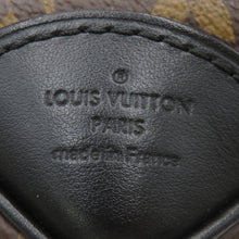 将图像加载到图库查看器中,LOUIS VUITTON Odeon NM NoirM45353 Monogram Size PM