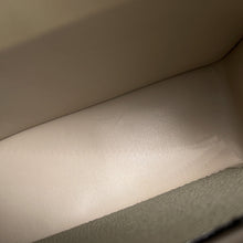 Load image into Gallery viewer, V Line Reporter Mini Bag ToundraGreenMBVL0019028LRL99VR Soft Calf Leather