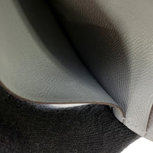 Load image into Gallery viewer, HERMES Bean compact Green Pantan Veau Madame