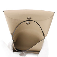 Load image into Gallery viewer, HERMES Calvi Duo Beige Marfa Evercolor