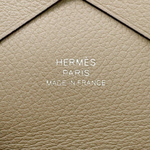 Load image into Gallery viewer, HERMES Calvi Duo Beige Marfa Evercolor
