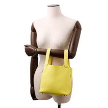 将图像加载到图库查看器中,HERMES Picotin Lock Lime Taurillon Clemence Size PM