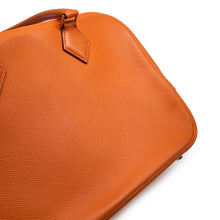 Load image into Gallery viewer, HERMES Plume Orange Epsom Size 28