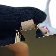 将图像加载到图库查看器中,LOUIS VUITTON LV x TM Phone Holder BlancM14099 Monogram・Multicolor