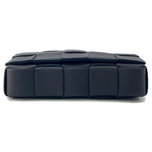将图像加载到图库查看器中,Bottega Veneta Cassette Shoulder Black666870 Leather Size Mini