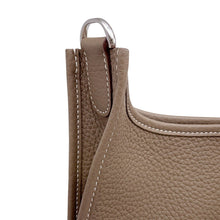 Load image into Gallery viewer, HERMES Evelyne 3 Etoupe Taurillon Clemence Size PM