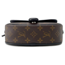 将图像加载到图库查看器中,LOUIS VUITTON Montsouris Messenger NoirM47060 Monogram Macassar Canvas Size PM