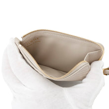 将图像加载到图库查看器中,LOEWE Knot Coin Card Holder Light oatsCEM1Z40X04 Shiny Nappa Calf Leather