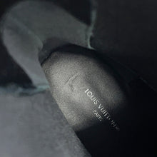 将图像加载到图库查看器中,LOUIS VUITTON LV Beaubourg EncreBoots Black1AABB5 Calf Leather Monogram Size 37