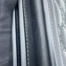将图像加载到图库查看器中,GUCCI GGMatelasse Chain Wallet Black723787 Leather