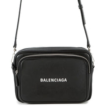 将图像加载到图库查看器中,BALENCIAGA Everyday Cross Body Bag Black638414 Leather